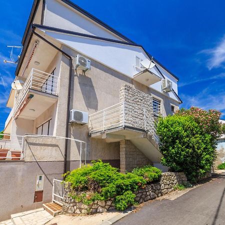 Apartments Zec Selce Exterior photo