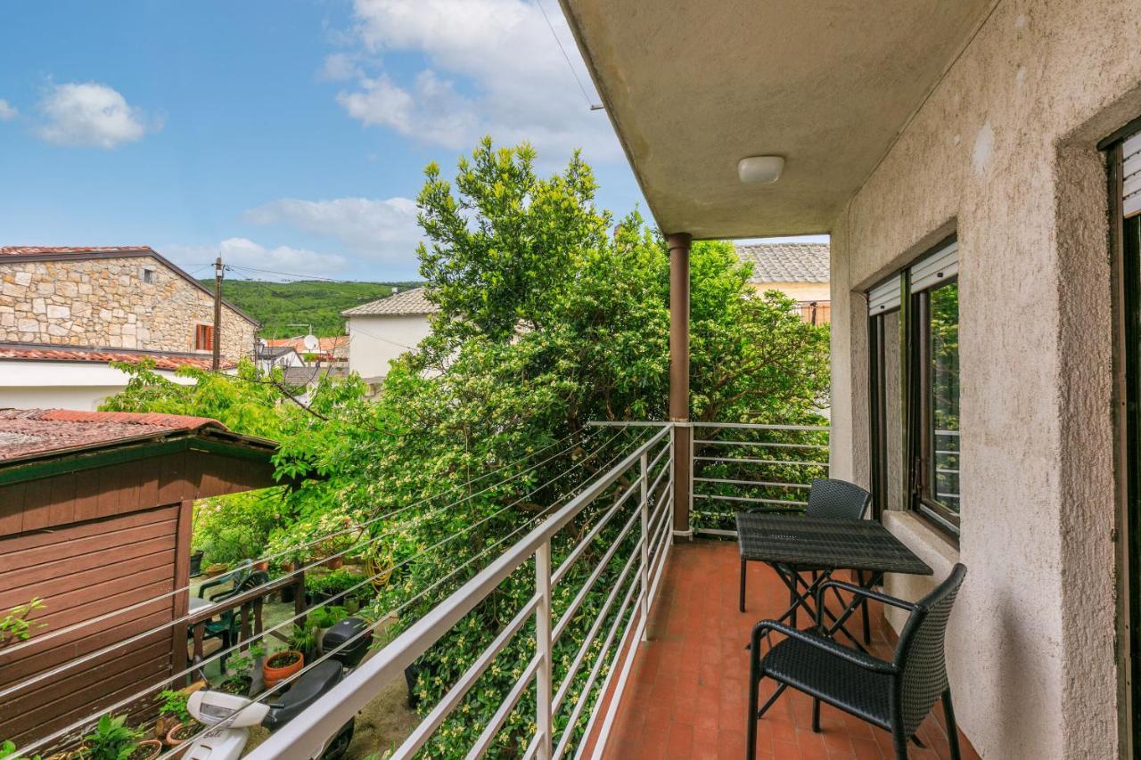 Apartments Zec Selce Exterior photo